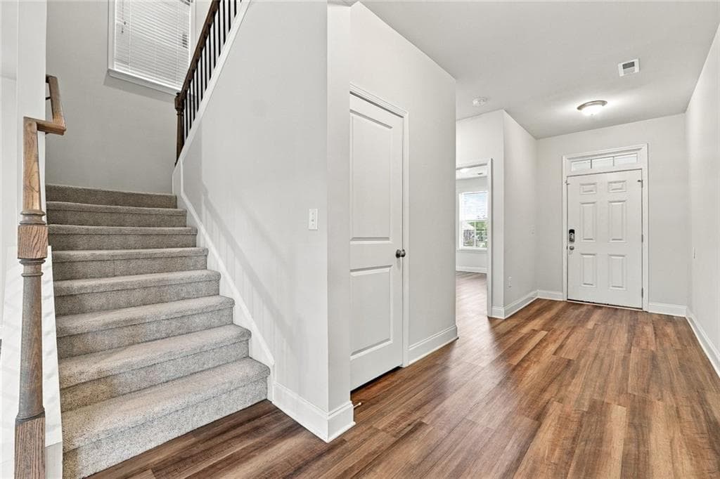 5 bedroom, 4 bathroom, 3,425 sq ft single family residence for rent at 3350 Long Creek Drive, Buford, GA 30519 for $2,750 a month — photo 4