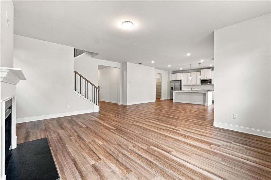 5 bedroom, 4 bathroom, 3,425 sq ft single family residence for rent at 3350 Long Creek Drive, Buford, GA 30519 for $2,750 a month — photo 7