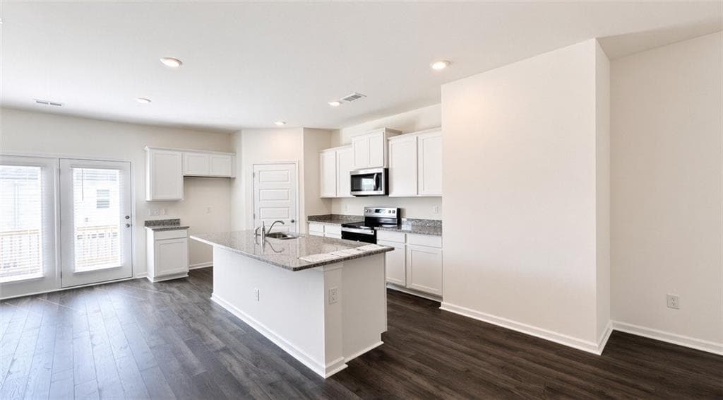 3 bedroom, 3 bathroom, 2,196 sq ft townhouse for rent at 403 Elgin Drive, Lawrenceville, GA 30045 for $2,550 a month — photo 3