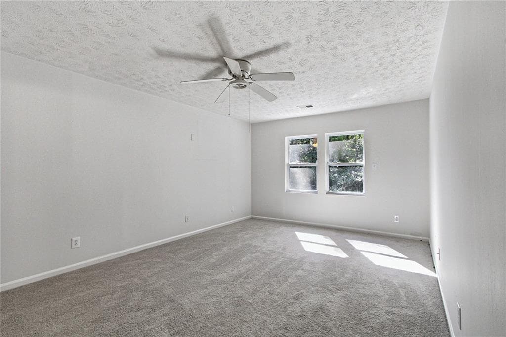 3 bedroom, 2 bathroom, 1,634 sq ft single family residence under contract at 5683 Cape Cod Lane, Lithonia, GA 30038 — photo 4