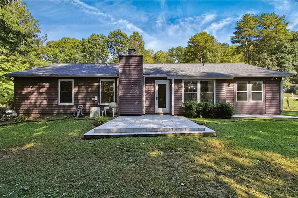 3 bedroom, 2 bathroom, 1,634 sq ft single family residence under contract at 5683 Cape Cod Lane, Lithonia, GA 30038 — photo 5