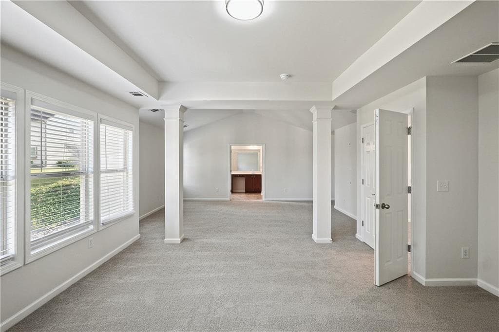 3 bedroom, 3 bathroom, 2,517 sq ft single family residence for sale at 6003 Providence Drive, Union City, GA 30291 — photo 4