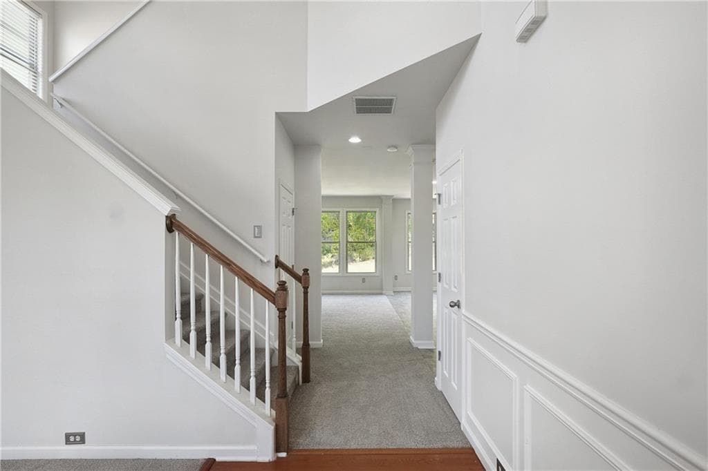 3 bedroom, 3 bathroom, 2,517 sq ft single family residence for sale at 6003 Providence Drive, Union City, GA 30291 — photo 6