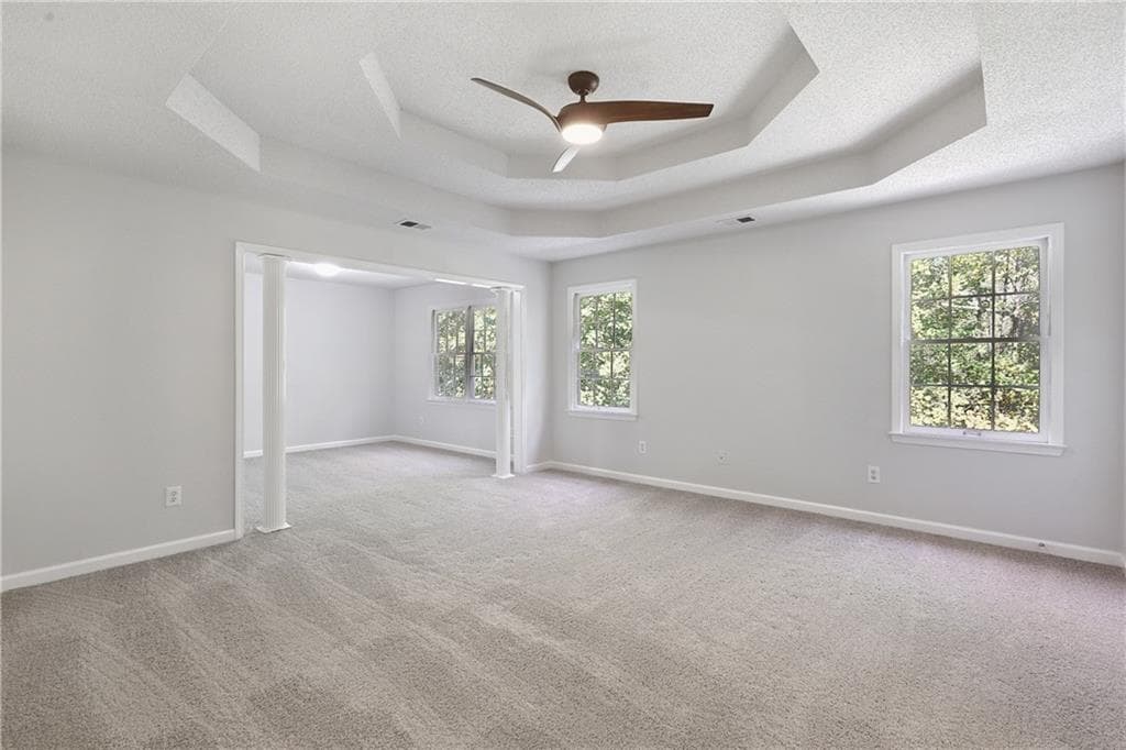 4 bedroom, 3 bathroom, 2,522 sq ft single family residence for sale at 1077 Angel Lane, Powder Springs, GA 30127 — photo 4