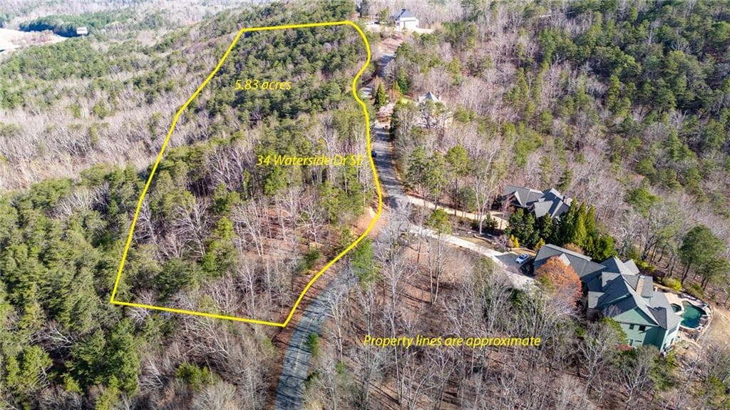 single family residence for sale at 34 Waterside Drive, Cartersville, GA 30121 — photo 1 of 22