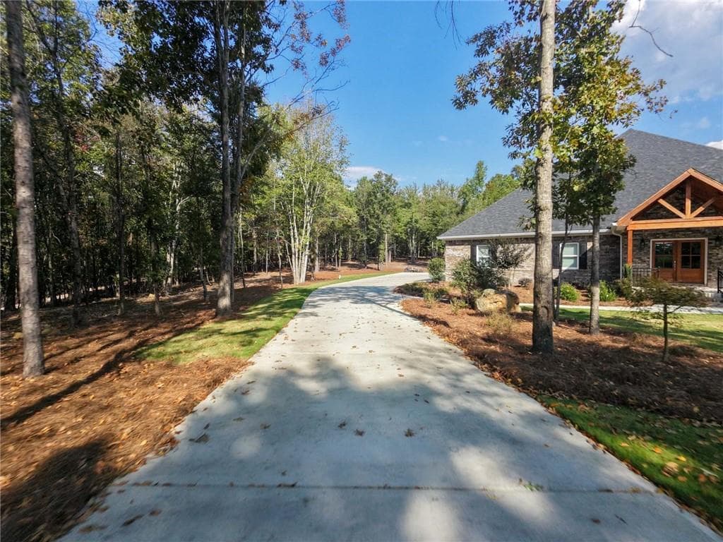 4 bedroom, 4 bathroom, 4,218 sq ft single family residence for sale at 14 Unbridled Road, Rome, GA 30161 — photo 5