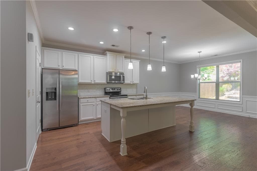 4 bedroom, 3 bathroom, 2,828 sq ft single family residence for rent at 5046 Apple Grove Road, Buford, GA 30519 for $2,400 a month — photo 9