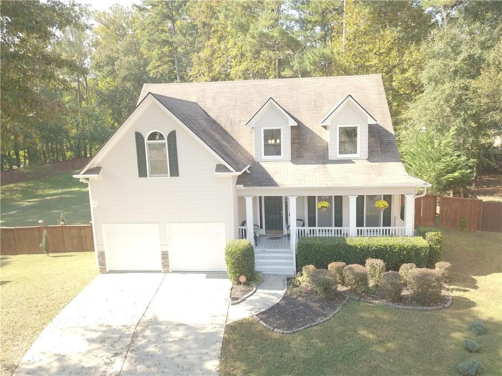 4 bedroom, 4 bathroom, 3,132 sq ft single family residence under contract at 3325 Worthington Court, Powder Springs, GA 30127 — photo 2