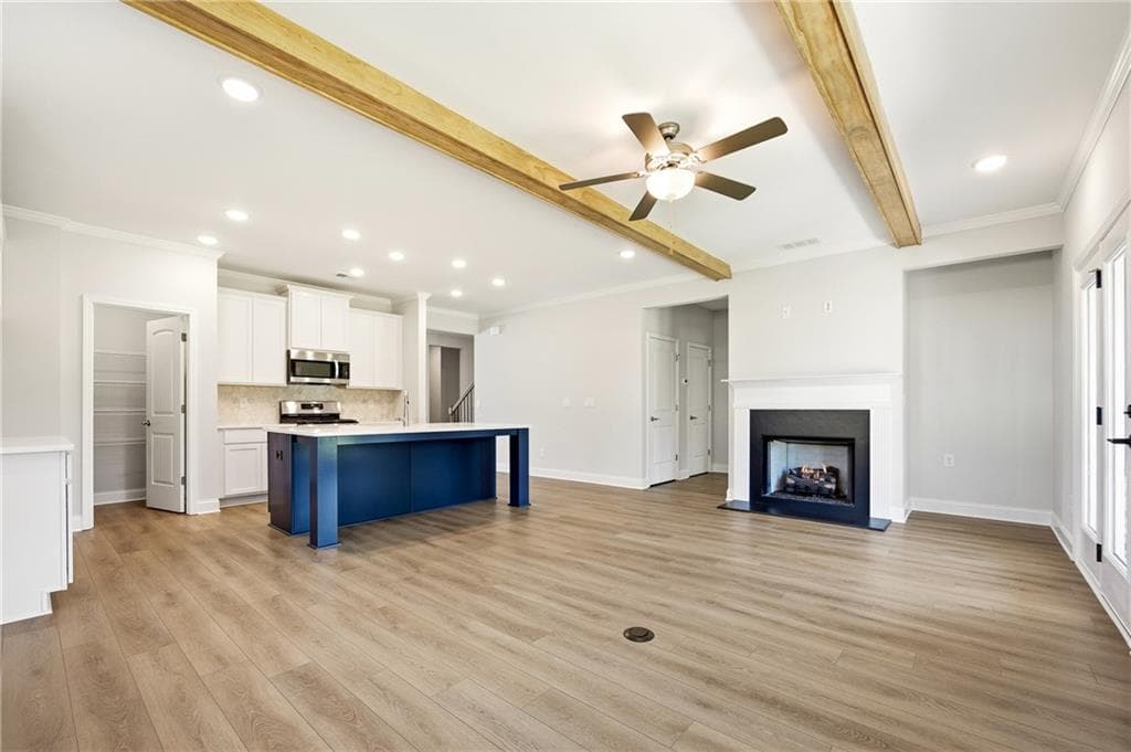 4 bedroom, 3 bathroom, 2,392 sq ft single family residence for sale at 76 Stonebriar Cove, Villa Rica, GA 30180 — photo 5