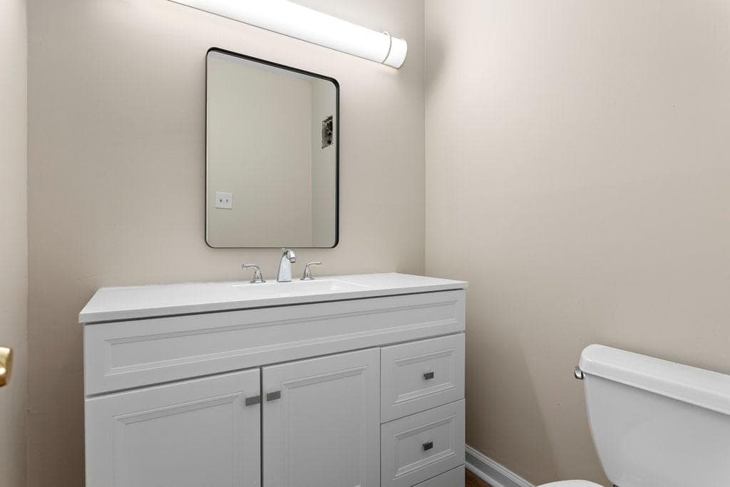 3 bedroom, 3 bathroom, 871 sq ft condominium for sale at 3312 Northcrest Road C, Atlanta, GA 30340 — photo 5
