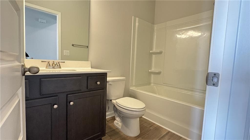 4 bedroom, 3 bathroom, 2,252 sq ft single family residence for rent at 404 Sterling Creek Way, Loganville, GA 30052 for $2,695 a month — photo 6