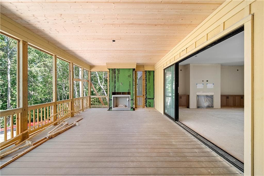 5 bedroom, 6 bathroom, 5,443 sq ft single family residence for sale at 915 Ebenezer Lane, Milton, GA 30075 — photo 7