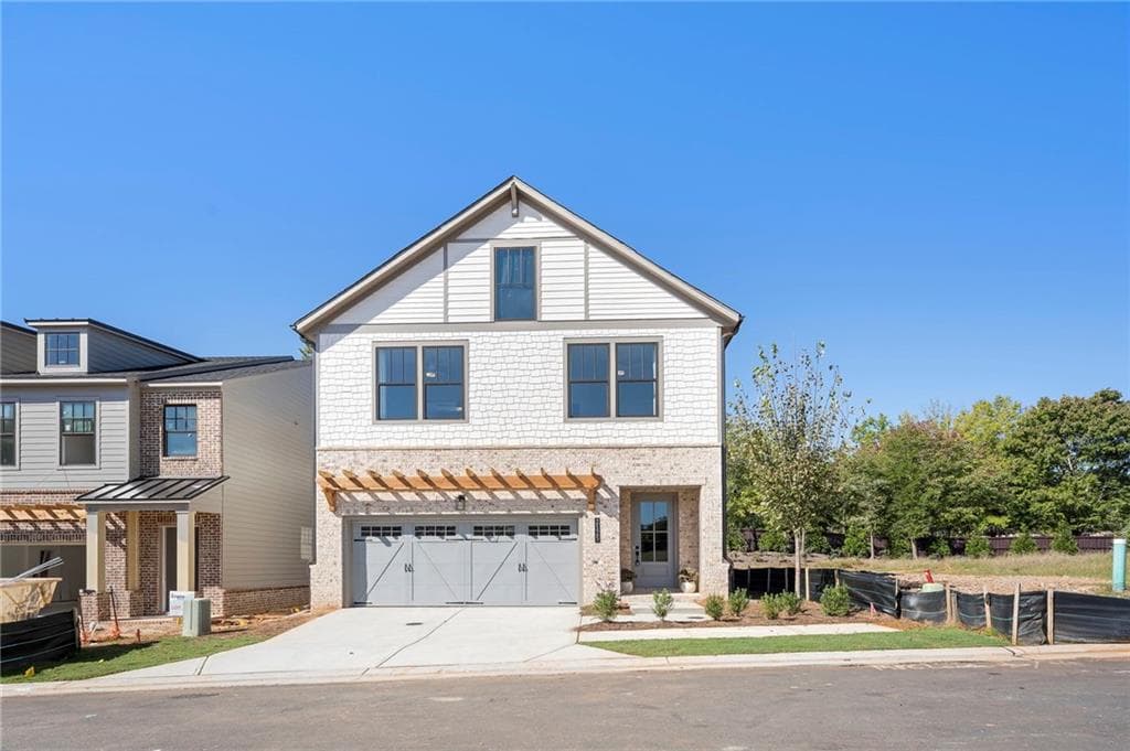 4 bedroom, 4 bathroom, 2,571 sq ft single family residence for sale at 2135 Fern Circle, Alpharetta, GA 30076 — photo 1 of 68