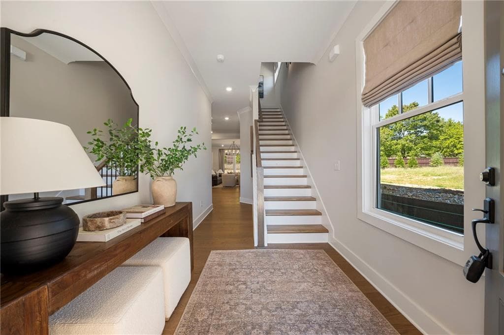 4 bedroom, 4 bathroom, 2,571 sq ft single family residence for sale at 2135 Fern Circle, Alpharetta, GA 30076 — photo 5