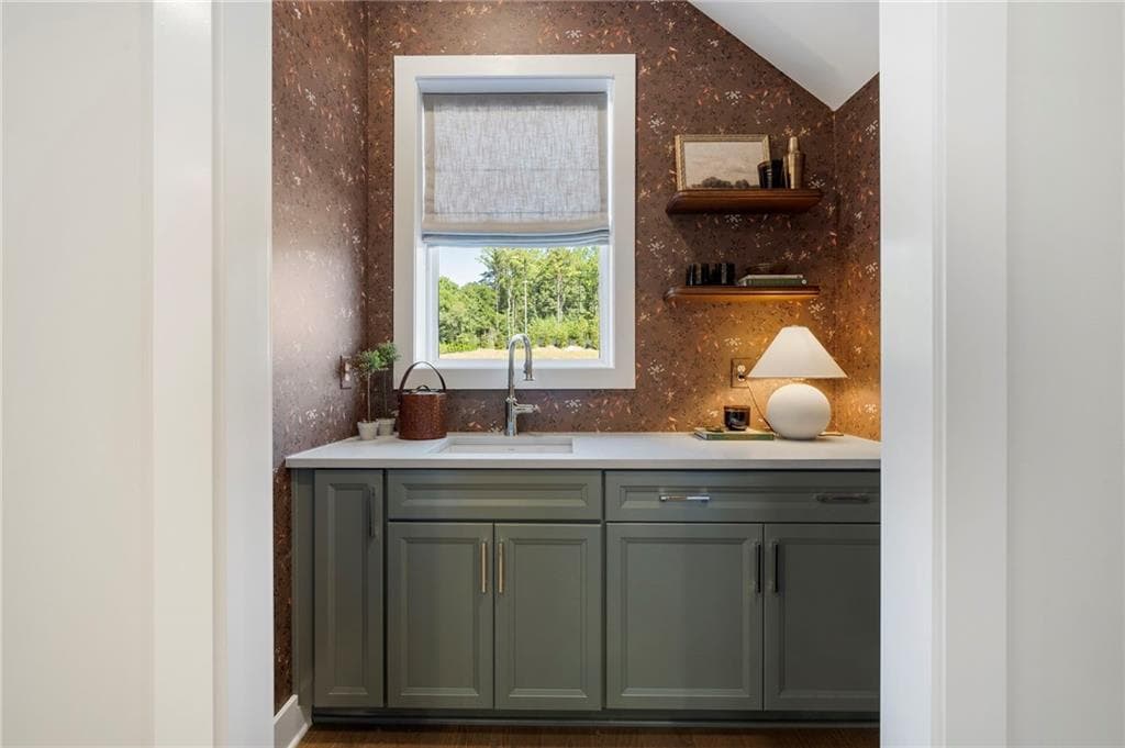 4 bedroom, 4 bathroom, 2,571 sq ft single family residence for sale at 2135 Fern Circle, Alpharetta, GA 30076 — photo 10