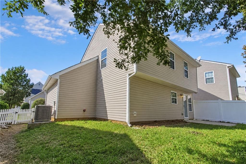 3 bedroom, 3 bathroom, 1,456 sq ft single family residence for sale at 273 Rosemont Court, Hiram, GA 30141 — photo 5
