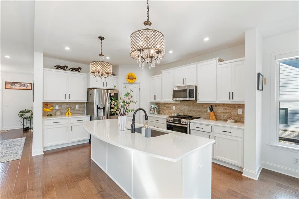 4 bedroom, 4 bathroom, 3,142 sq ft single family residence for rent at 8110 Scenic Ridge Way, Ball Ground, GA 30107 for $3,300 a month — photo 7