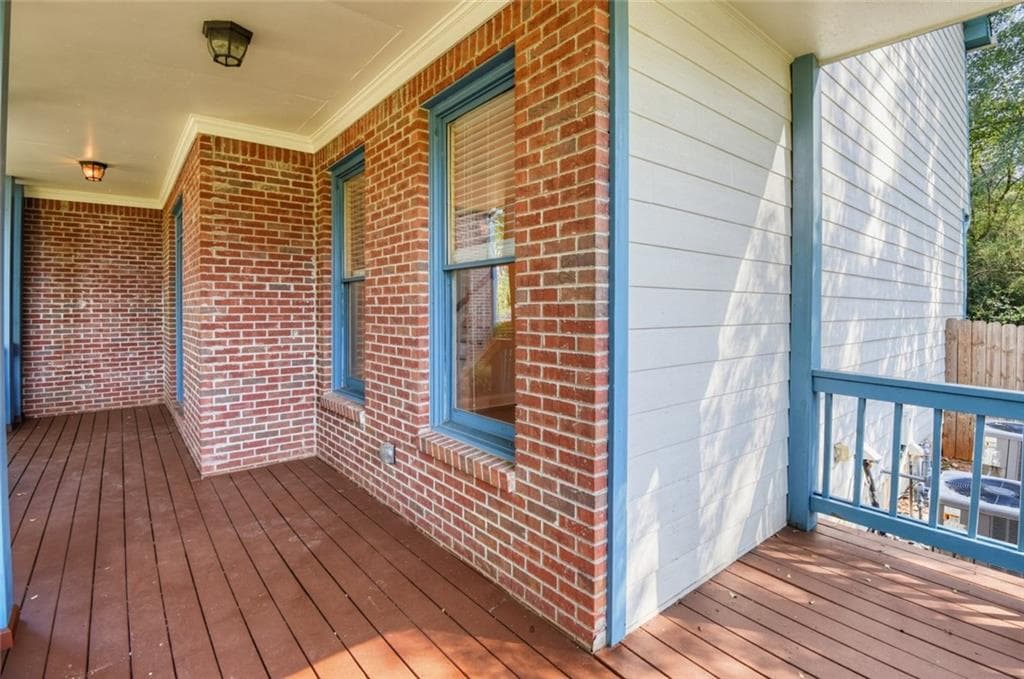 4 bedroom, 3 bathroom, 3,456 sq ft single family residence for sale at 1176 Michael Lane, Decatur, GA 30033 — photo 10