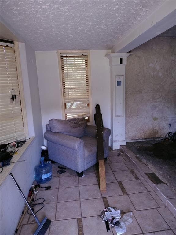 2 bedroom, 1 bathroom, 1,199 sq ft single family residence for sale at 5212 Albert Drive, Forest Park, GA 30297 — photo 4