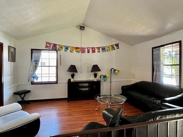 5 bedroom, 2 bathroom, 1,971 sq ft single family residence for rent at 2851 Club Drive, Lawrenceville, GA 30044 for $2,495 a month — photo 5