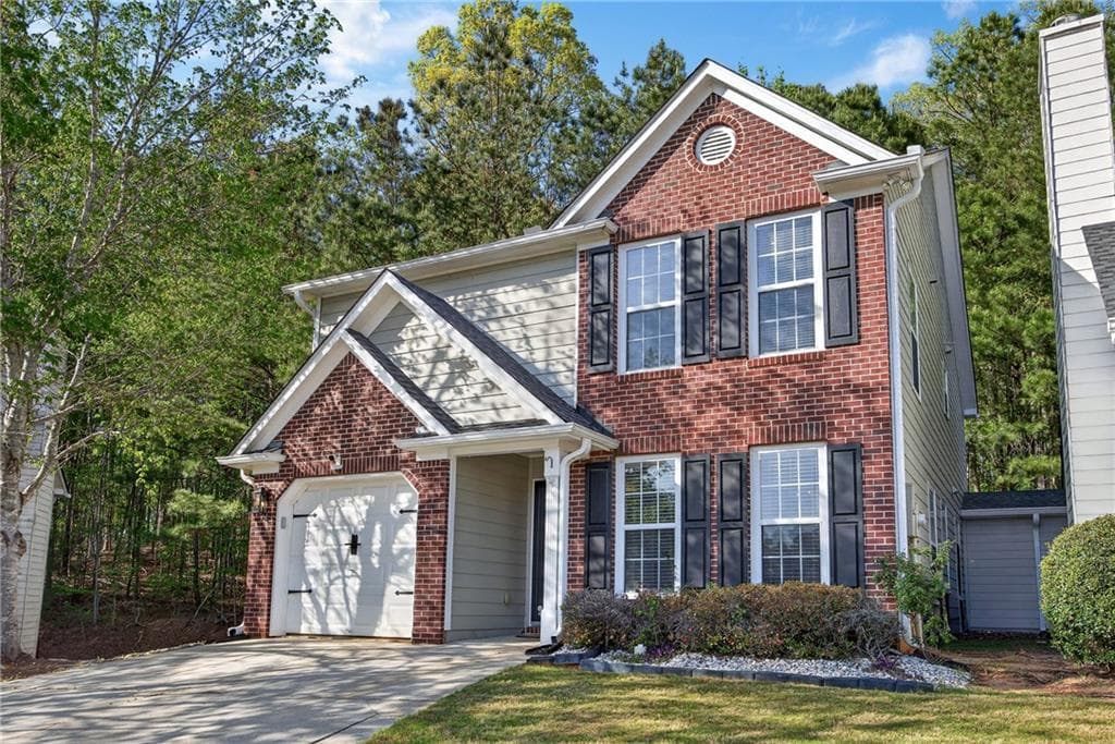 3 bedroom, 3 bathroom, 2,041 sq ft single family residence for sale at 9899 Vista Circle, Union City, GA 30291 — photo 2