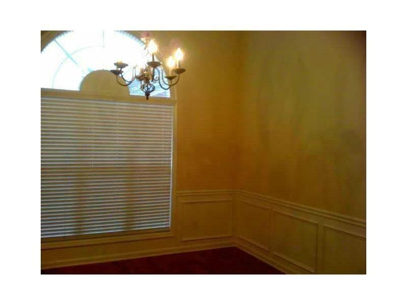 4 bedroom, 3 bathroom, 2,674 sq ft single family residence for rent at 3555 Stoneleigh Run Drive 3555, Buford, GA 30519 for $2,300 a month — photo 4