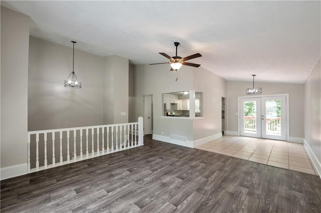 5 bedroom, 3 bathroom, 2,624 sq ft single family residence for rent at 4720 Jamerson Forest Circle, Marietta, GA 30066 for $2,795 a month — photo 4