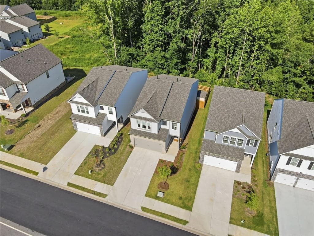 4 bedroom, 3 bathroom, 2,281 sq ft single family residence for rent at 75 Pineview Drive, Dawsonville, GA 30534 for $2,200 a month — photo 2