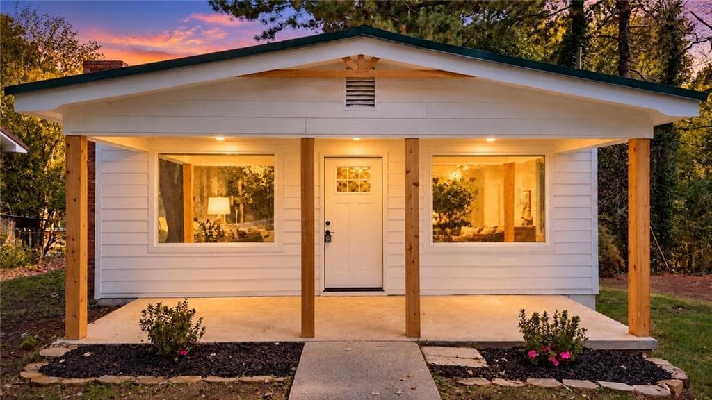 3 bedroom, 1 bathroom, 1,176 sq ft single family residence for sale at 1051 Cavender Road, Dalton, GA 30721 — photo 9