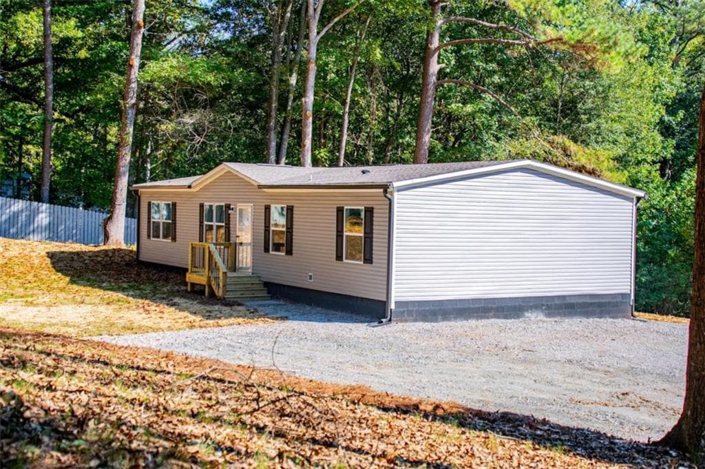 4 bedroom, 2 bathroom, 1,475 sq ft single family residence for sale at 9705 US Highway 78, Bremen, GA 30110 — photo 8