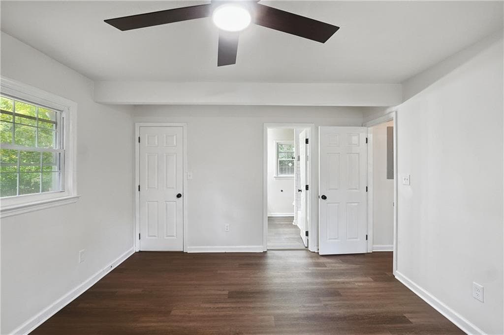 3 bedroom, 2 bathroom, 1,148 sq ft single family residence for sale at 1410 Graymont Drive, Atlanta, GA 30310 — photo 4
