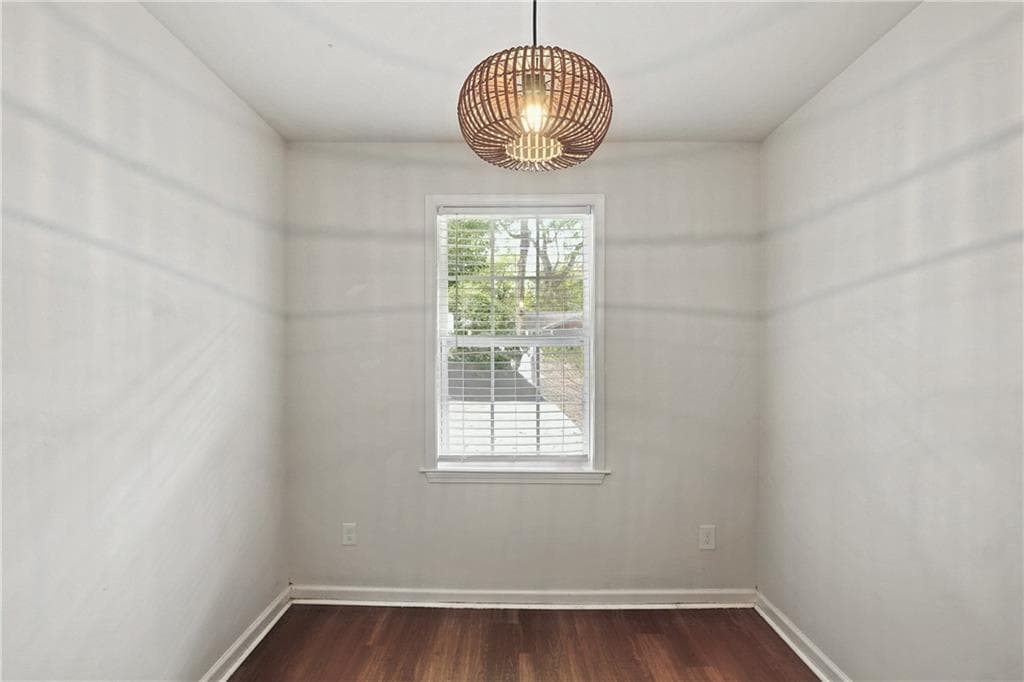 3 bedroom, 2 bathroom, 1,148 sq ft single family residence for sale at 1410 Graymont Drive, Atlanta, GA 30310 — photo 10
