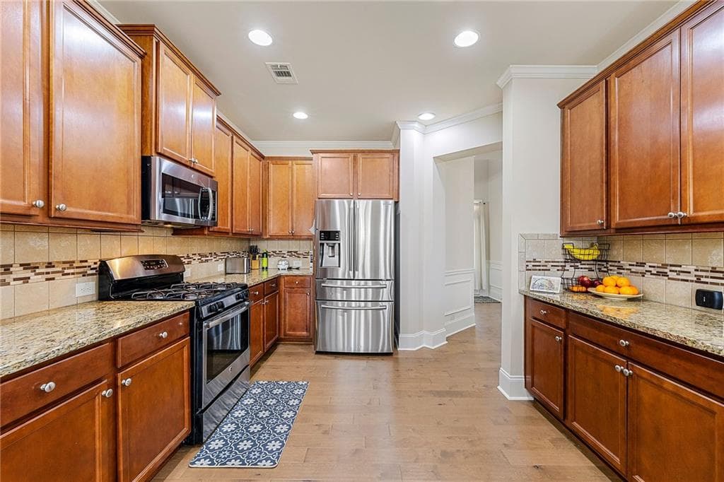 4 bedroom, 3 bathroom, 2,692 sq ft single family residence for rent at 2145 Red Barn Court, Cumming, GA 30040 for $2,950 a month — photo 9