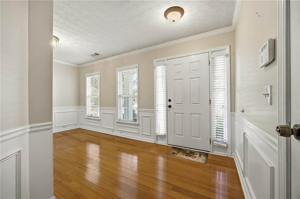 3 bedroom, 3 bathroom, 1,550 sq ft single family residence for rent at 2562 Plymouth Way, Conyers, GA 30013 for $1,850 a month — photo 10