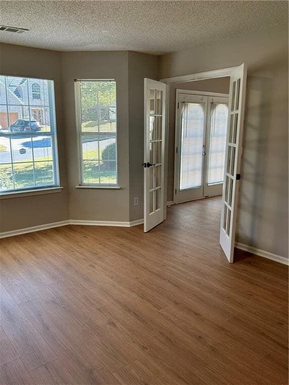 5 bedroom, 3 bathroom, 2,592 sq ft single family residence for sale at 6633 Hill Creek Cove, Lithonia, GA 30058 — photo 4