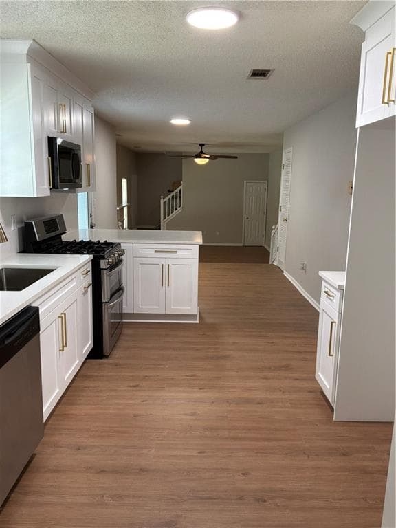 5 bedroom, 3 bathroom, 2,592 sq ft single family residence for sale at 6633 Hill Creek Cove, Lithonia, GA 30058 — photo 8