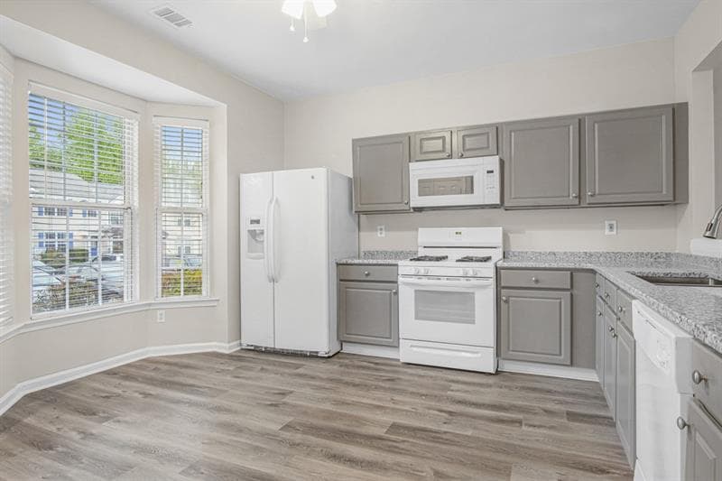 3 bedroom, 3 bathroom, 1,456 sq ft townhouse for rent at 5261 Reps Trace 5261, Norcross, GA 30071 for $2,100 a month — photo 3