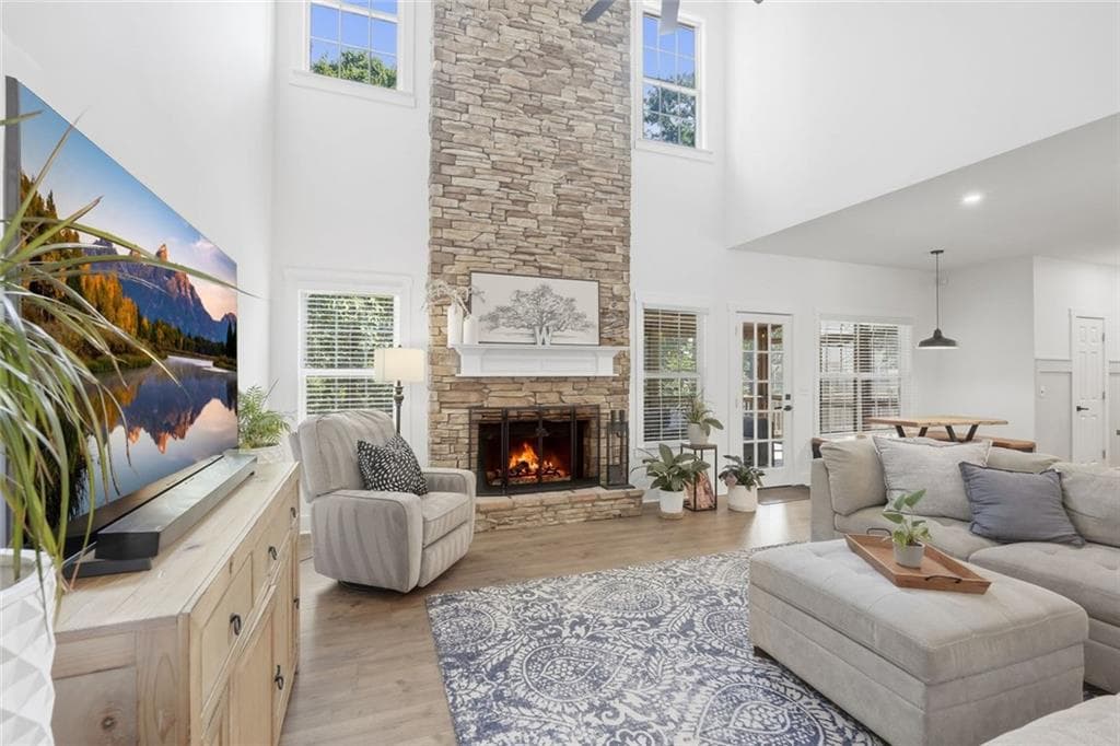 4 bedroom, 3 bathroom, 3,280 sq ft single family residence for sale at 6625 River Island Circle, Buford, GA 30518 — photo 4