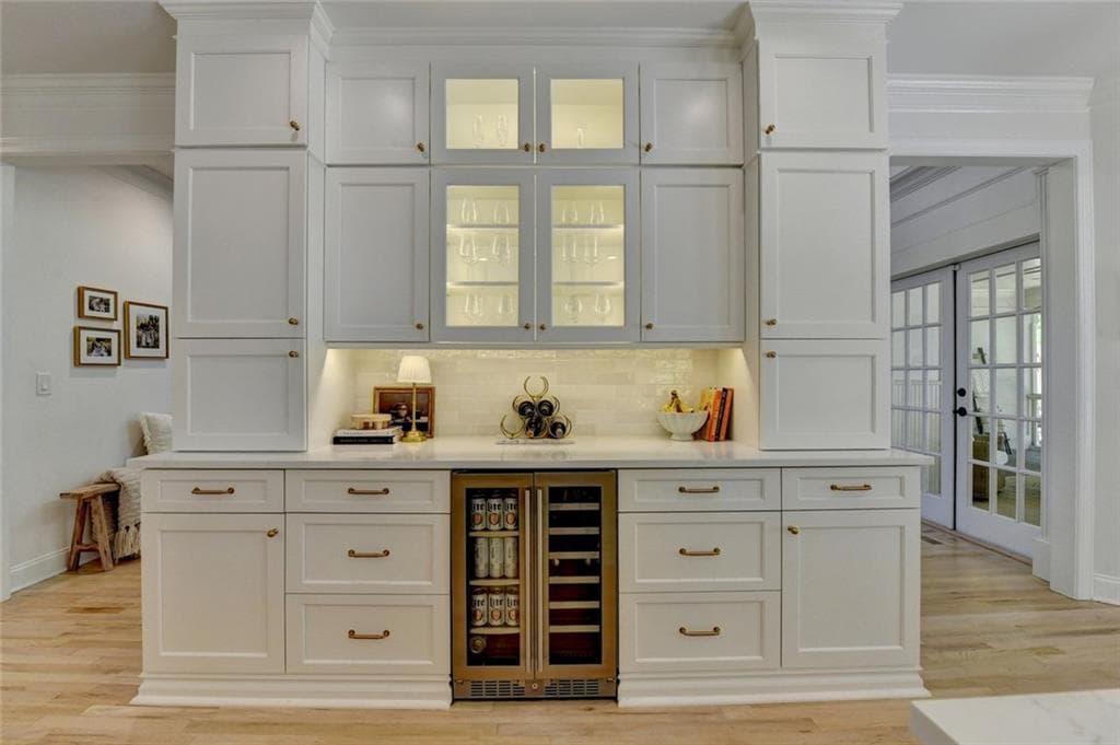 5 bedroom, 5 bathroom, 5,299 sq ft single family residence under contract at 1670 Harvest Lane, Alpharetta, GA 30004 — photo 9