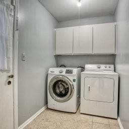 3 bedroom, 2 bathroom, 1,900 sq ft single family residence for rent at 3095 Riders Trail, Decatur, GA 30034 for $5,000 a month — photo 7