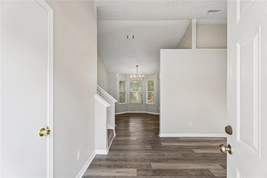 3 bedroom, 3 bathroom, 1,567 sq ft single family residence for sale at 3752 Sandy Shoals Lane, Decatur, GA 30034 — photo 2