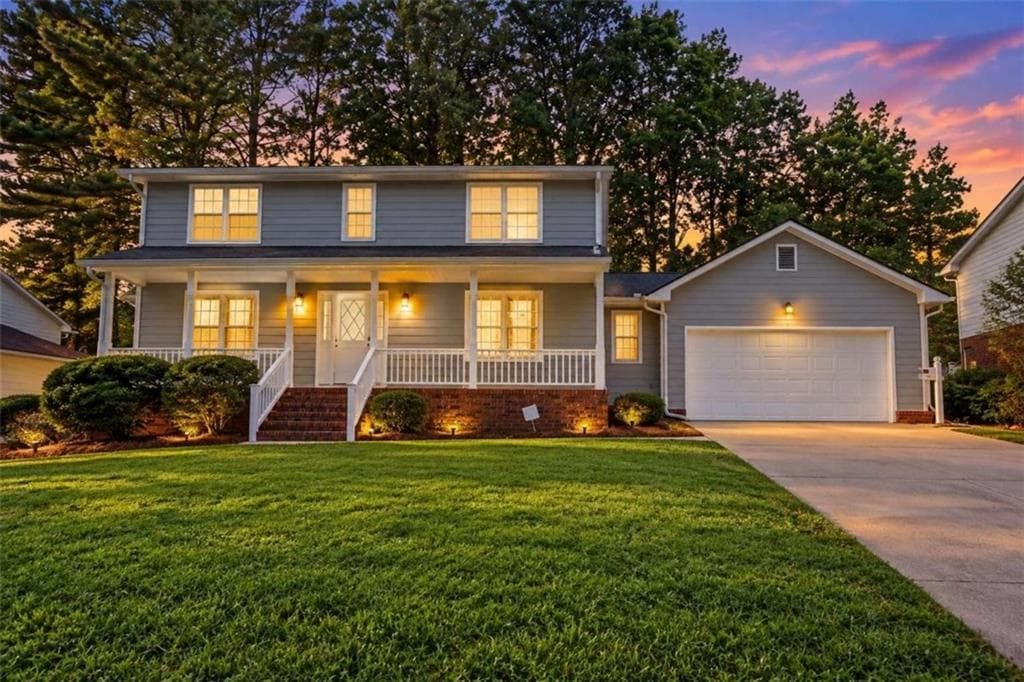 5 bedroom, 4 bathroom single family residence under contract at 4472 Woodland Forest Drive, Stone Mountain, GA 30083 — photo 4