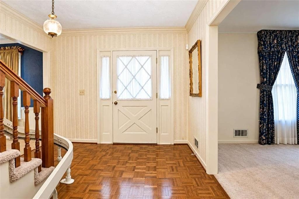 5 bedroom, 4 bathroom single family residence under contract at 4472 Woodland Forest Drive, Stone Mountain, GA 30083 — photo 7