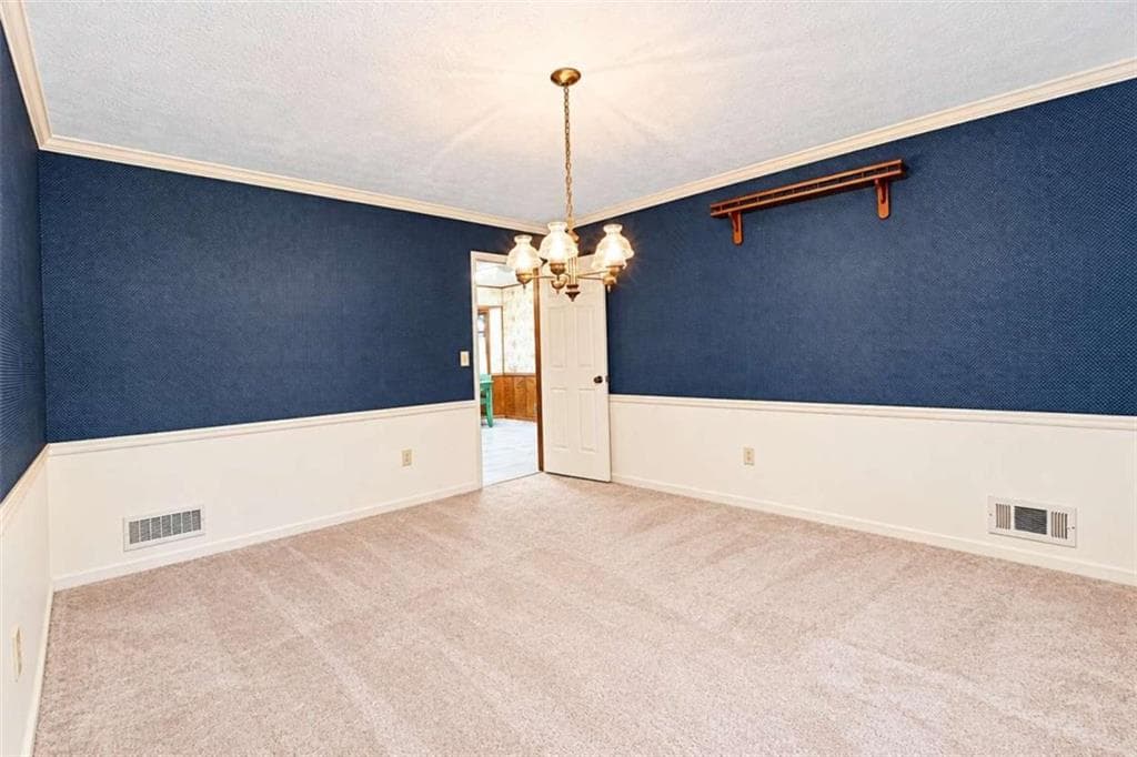 5 bedroom, 4 bathroom single family residence under contract at 4472 Woodland Forest Drive, Stone Mountain, GA 30083 — photo 8