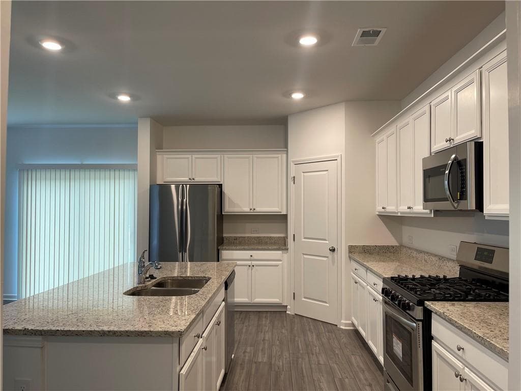 5 bedroom, 3 bathroom, 2,178 sq ft single family residence for rent at 392 Golden Eagle Parkway, Braselton, GA 30517 for $2,200 a month — photo 8