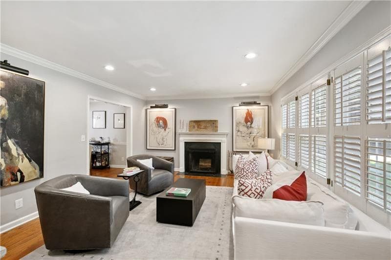 4 bedroom, 3 bathroom, 3,429 sq ft single family residence for sale at 1403 Moores Mill Road, Atlanta, GA 30327 — photo 6
