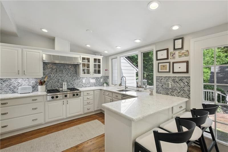 4 bedroom, 3 bathroom, 3,429 sq ft single family residence for sale at 1403 Moores Mill Road, Atlanta, GA 30327 — photo 10