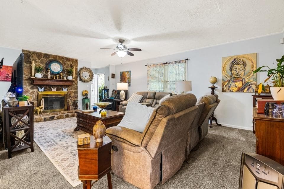 4 bedroom, 3 bathroom, 1,768 sq ft single family residence for sale at 5846 Fox Run, Rex, GA 30273 — photo 4
