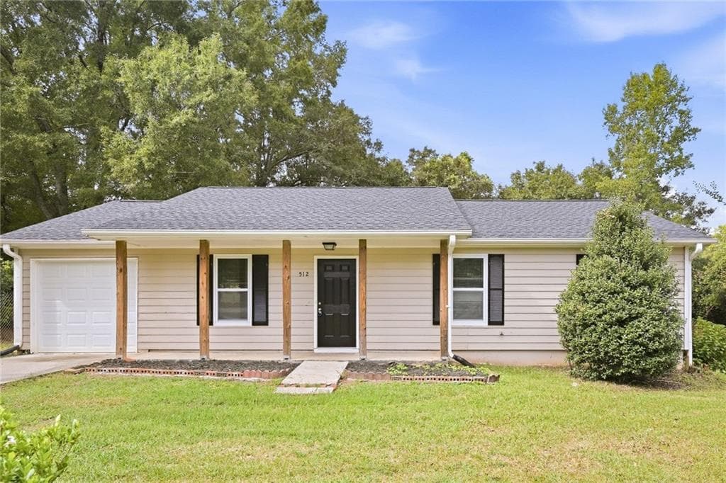 3 bedroom, 2 bathroom, 1,150 sq ft single family residence for rent at 512 Chestnut Lane, Monroe, GA 30655 for $1,725 a month