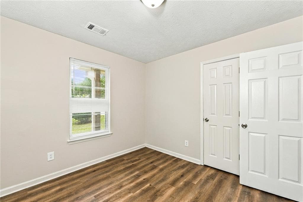 3 bedroom, 2 bathroom, 1,150 sq ft single family residence for rent at 512 Chestnut Lane, Monroe, GA 30655 for $1,725 a month — photo 6